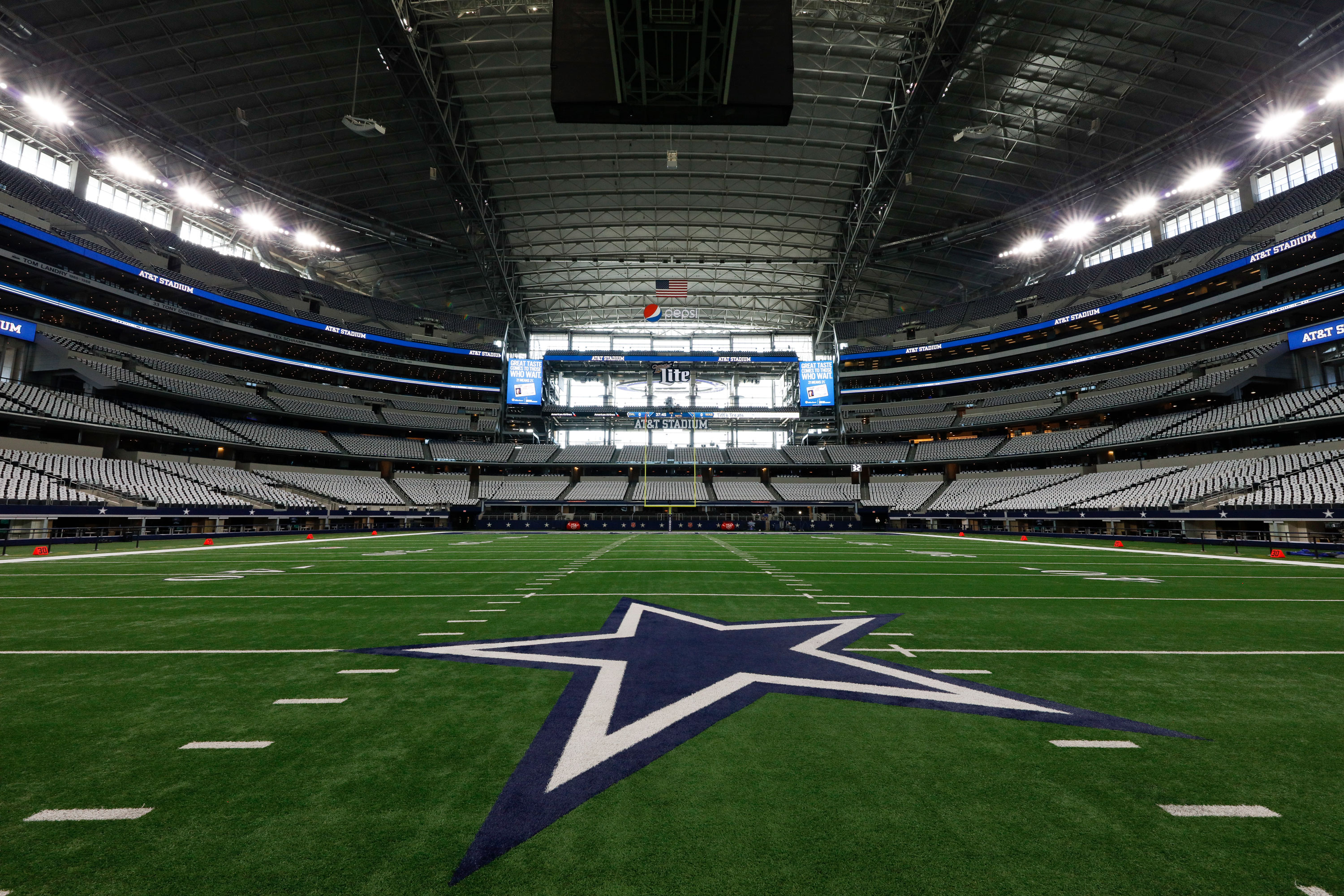 AT&T Stadium, Dallas Cowboys football stadium - Stadiums of Pro Football