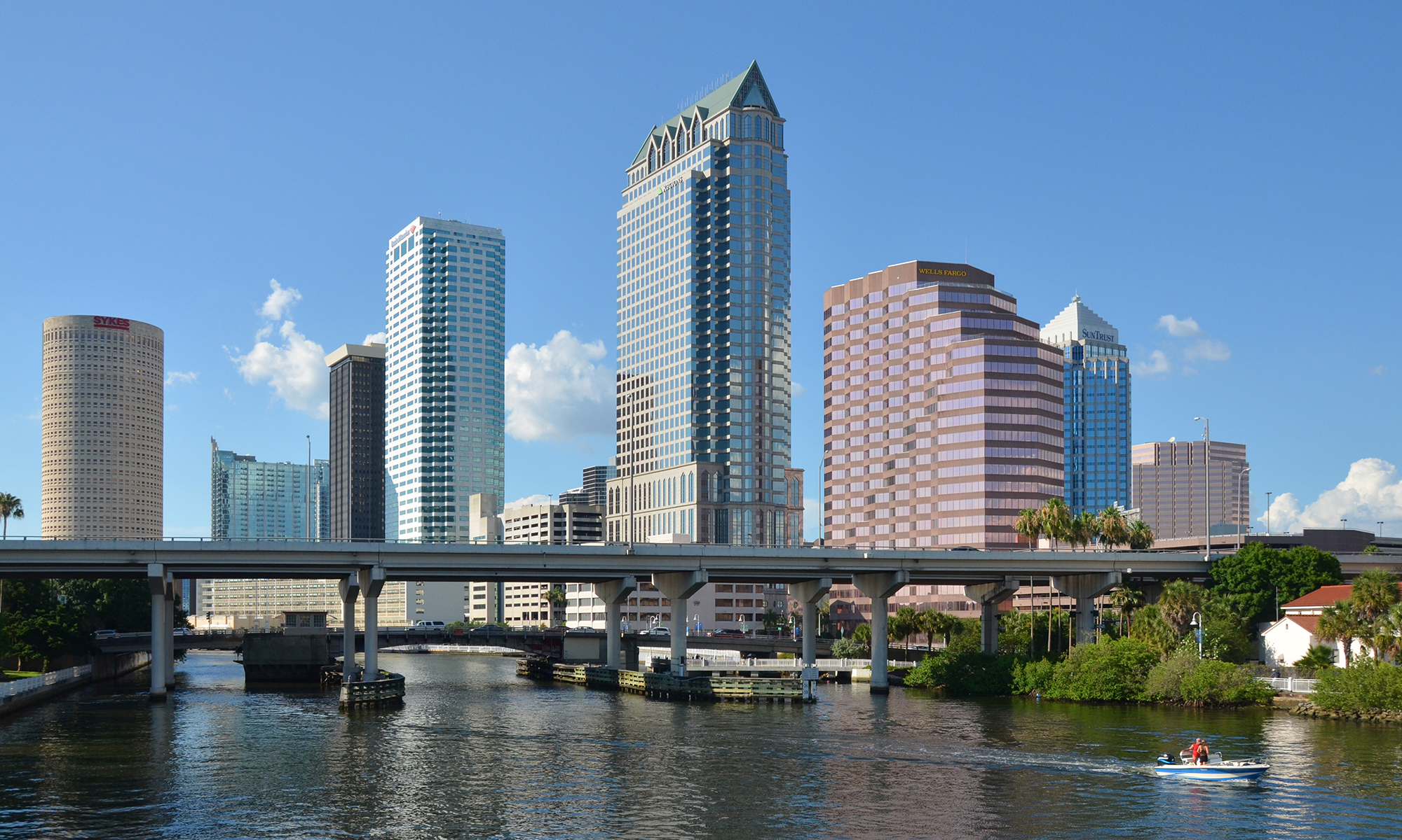 Photo Gallery: Super Bowl LV Fan Experience on the Tampa Bay Riverwalk - Tampa  Bay Buccaneers, BucsGameday