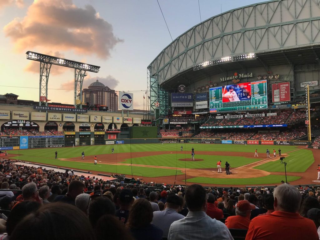 Minute Maid Park roof to be open for World Series Game 6