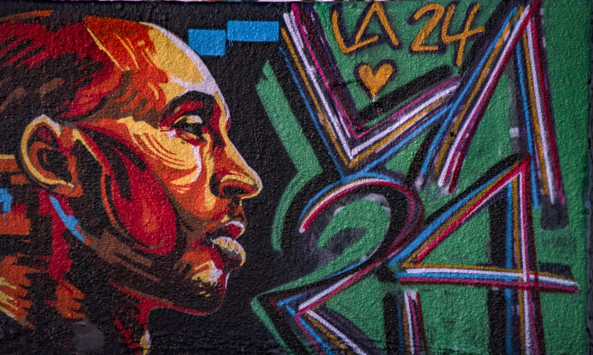 Eagles honor Kobe with mural at practice facility